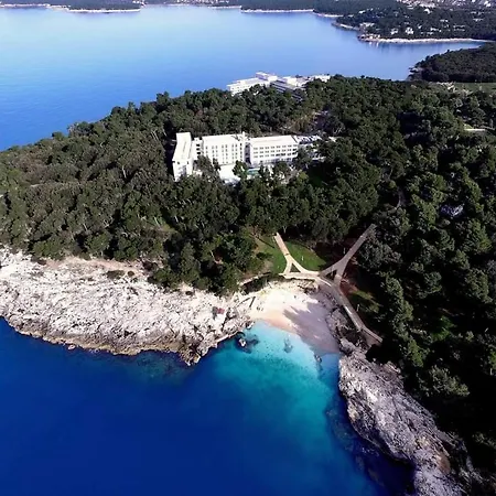 House With Pool And A Jacuzzi * Fazana